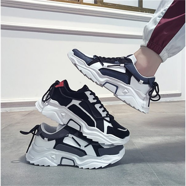 ランニングシューズ メンズ スニーカー 革靴 くつ 滑り止め 通気