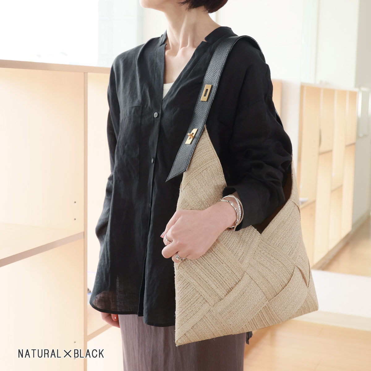 VIOLAd'ORO（ヴィオラドーロ） レザー ワンハンドル アバカメッシュ