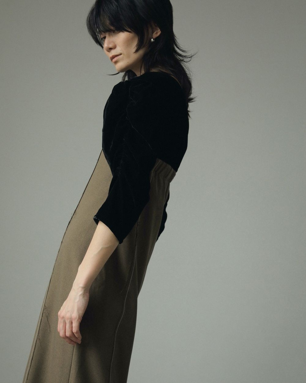 anuke（アンヌーク） (アンヌーク）Gather Velour Blouse 即納