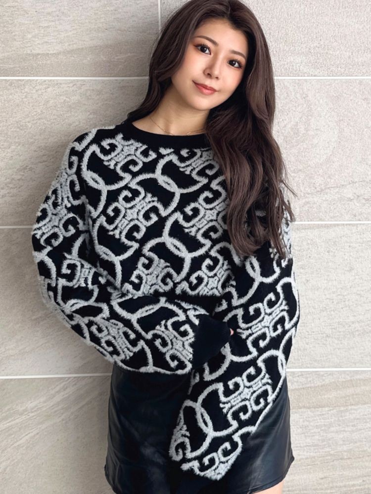 GYDA（ジェイダ） Symmetry GYDAチェーンロゴラメニットトップス 即日