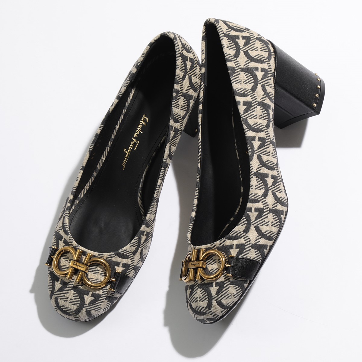 FERRAGAMO（フェラガモ） パンプス GARDA T 704751 レディース