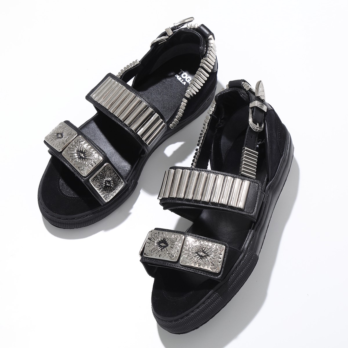 TOGA PULLA（トーガ プルラ） トーガ プルラ サンダル METAL SNEAKER