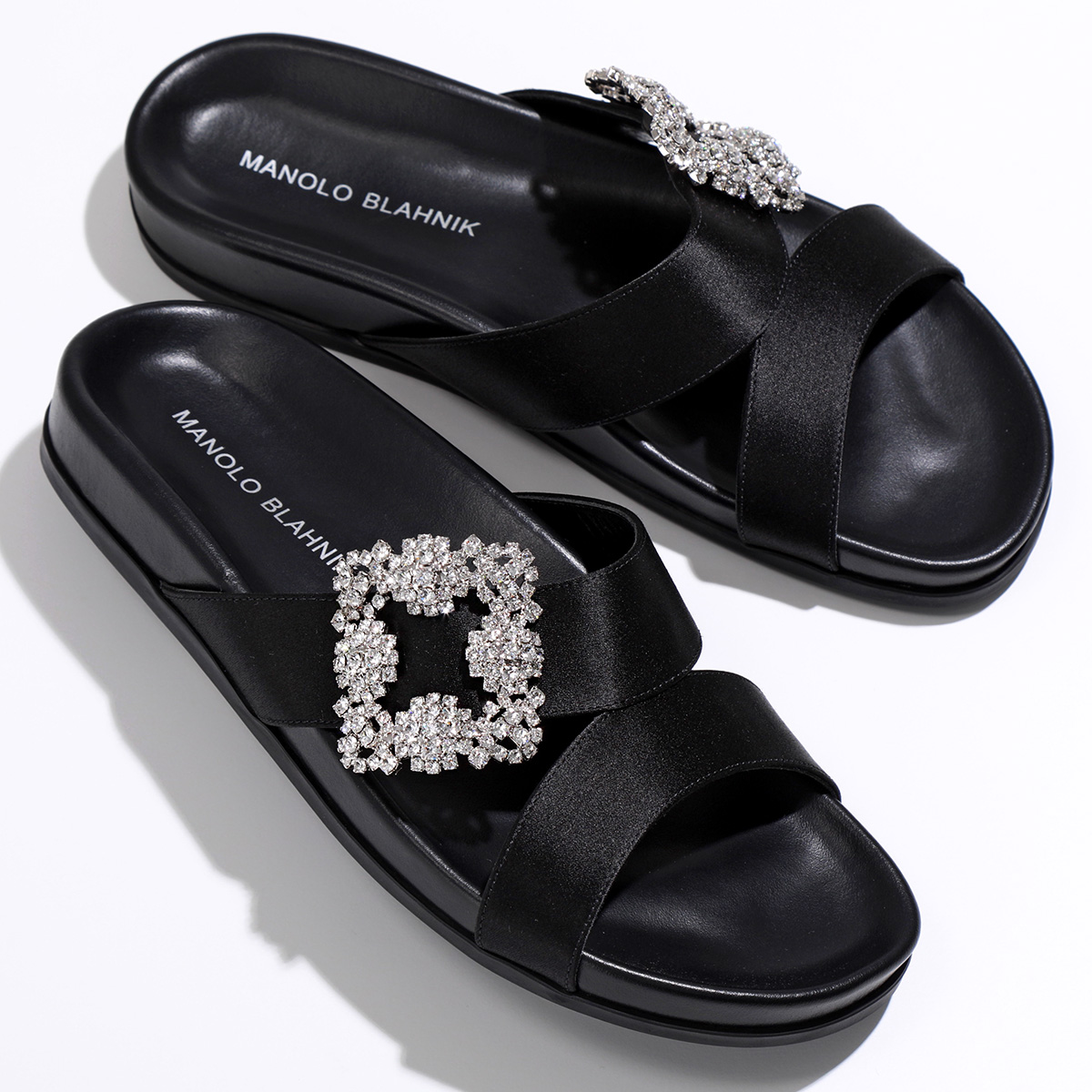 MANOLO BLAHNIK（マノロブラニク） サンダル CHILANGHI CLC 010 SATIN