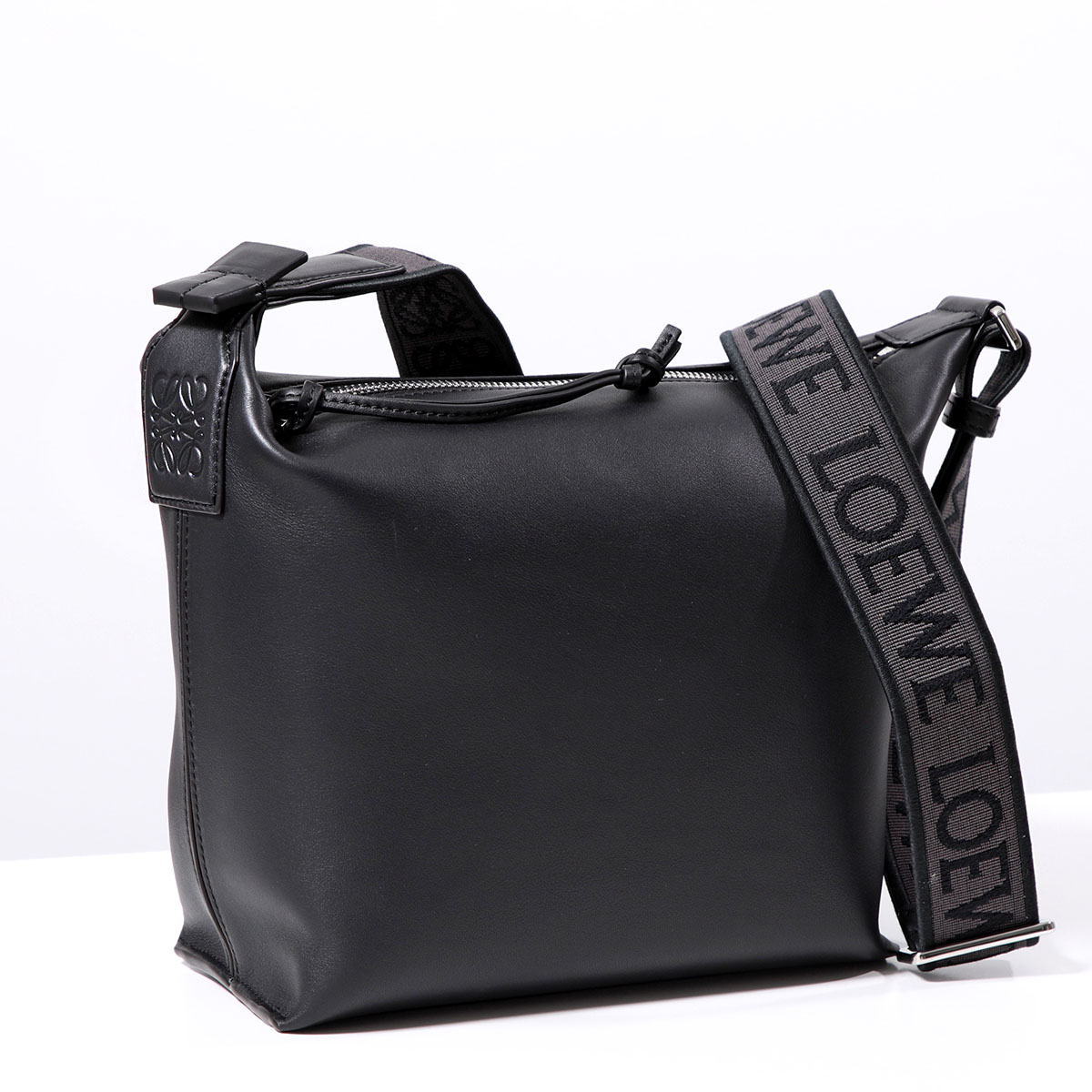 LOEWE（ロエベ） ショルダーバッグ CUBI キュービィ B906Q63X01