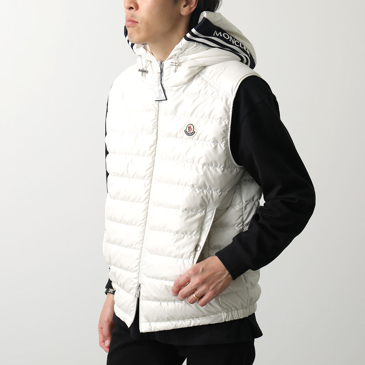 MONCLER（モンクレール） ダウンベスト CLAI GILET クライ ジレ