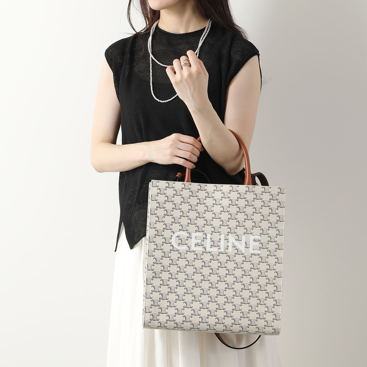 CELINE（セリーヌ） トートバッグ Medium Cabas Vertical ミディアム