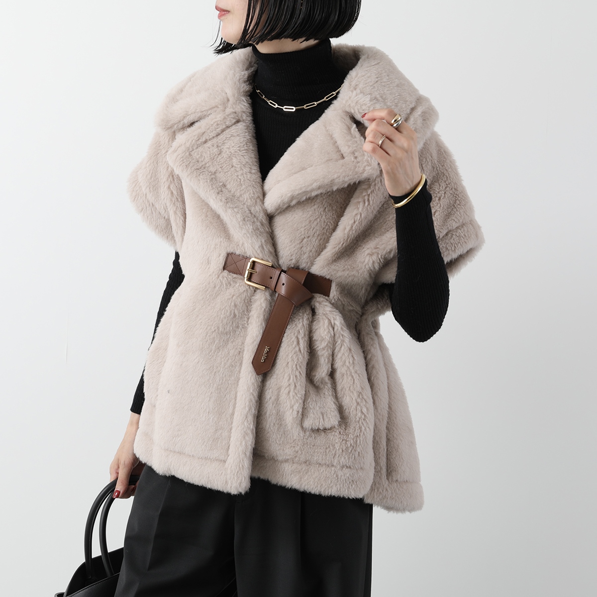 Max Mara（マックスマーラ） ケープ NEWABAVO NEWABAVO1 ニューアバボ