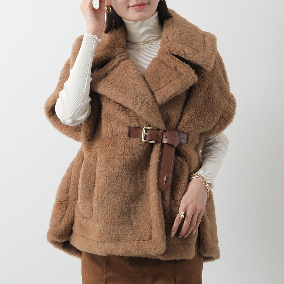 Max Mara（マックスマーラ） ケープ NEWABAVO NEWABAVO1 ニューアバボ