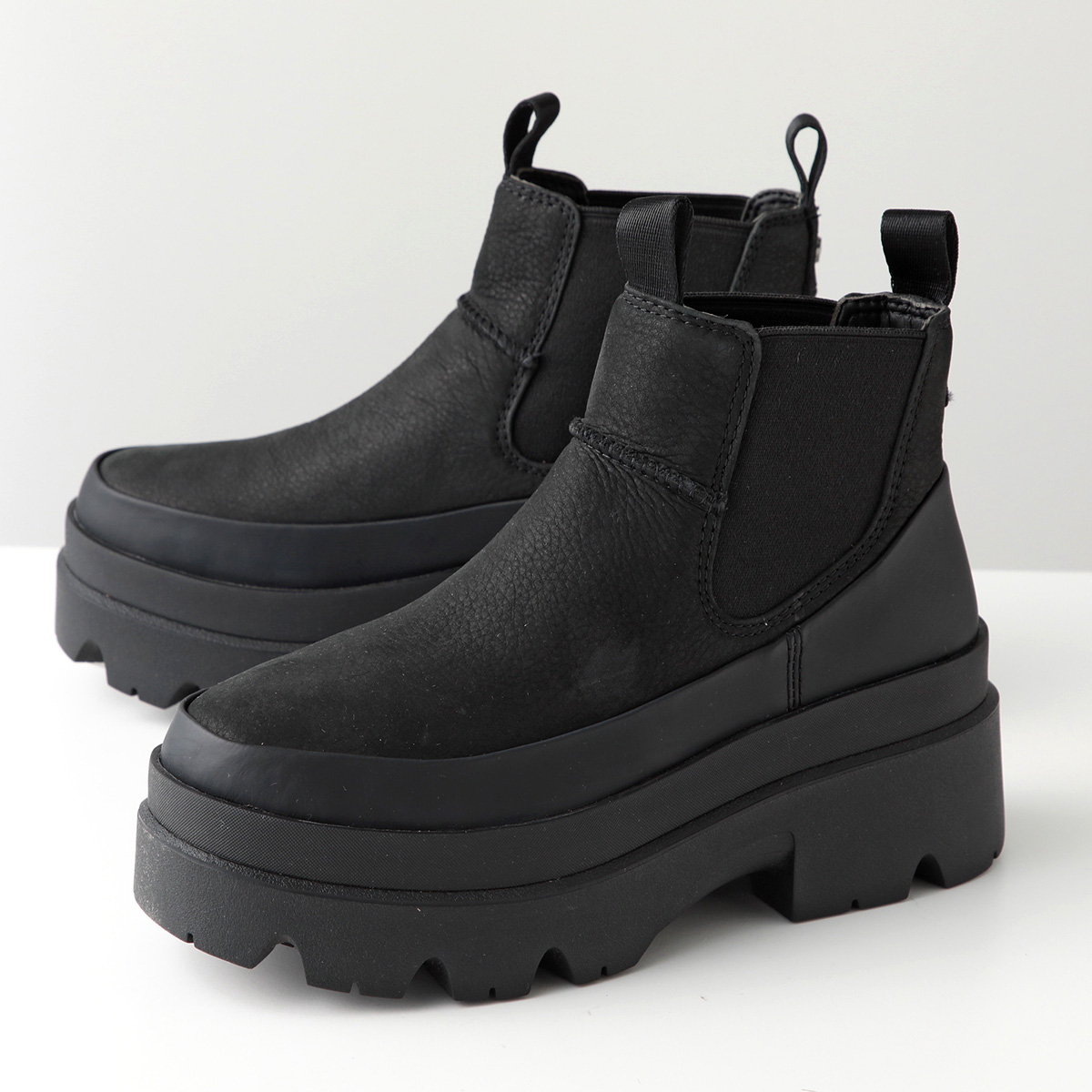 UGG（アグ） ショートブーツ W BRISBANE CHELSEA ブリスベン