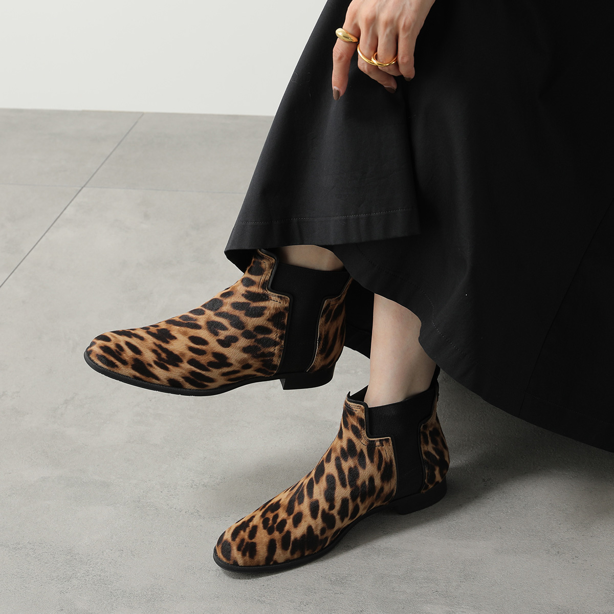 TOD'S（トッズ） TODS ショートブーツ XXW73B0BR70M4H レディース