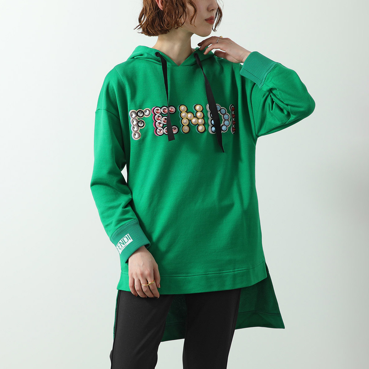 FENDI（フェンディ） パーカー FS6972 A1VN レディース プルオーバー