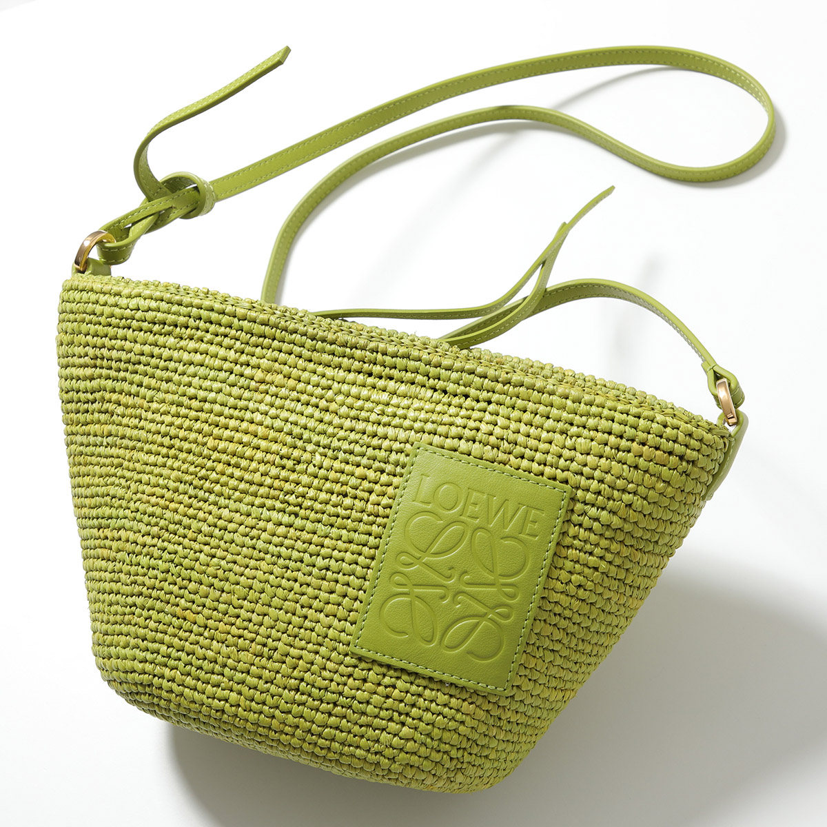 LOEWE（ロエベ） かごバッグ POCHETTE BAG スリット ポシェット