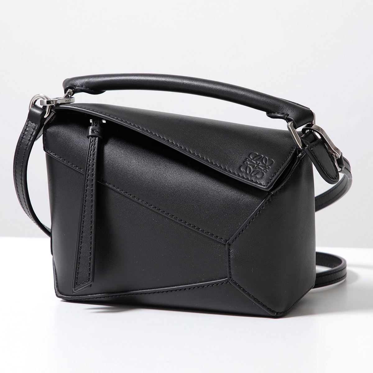 LOEWE（ロエベ） ショルダーバッグ PUZZLE EDGE MINI パズル エッジ