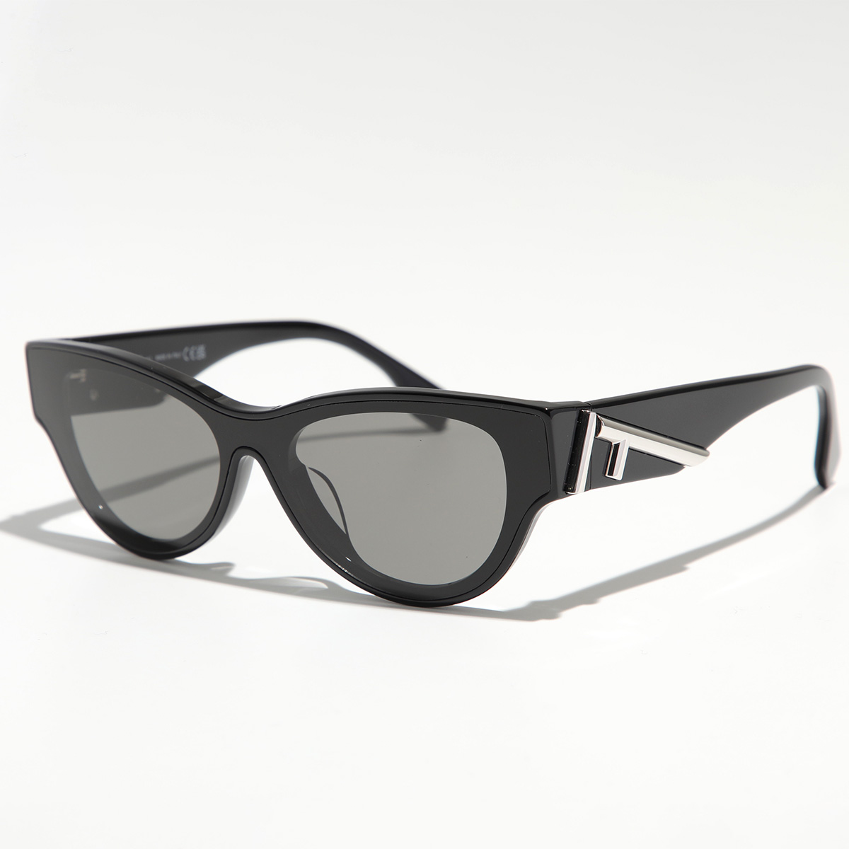 FENDI（フェンディ） サングラス FIRST ファースト FE40135F