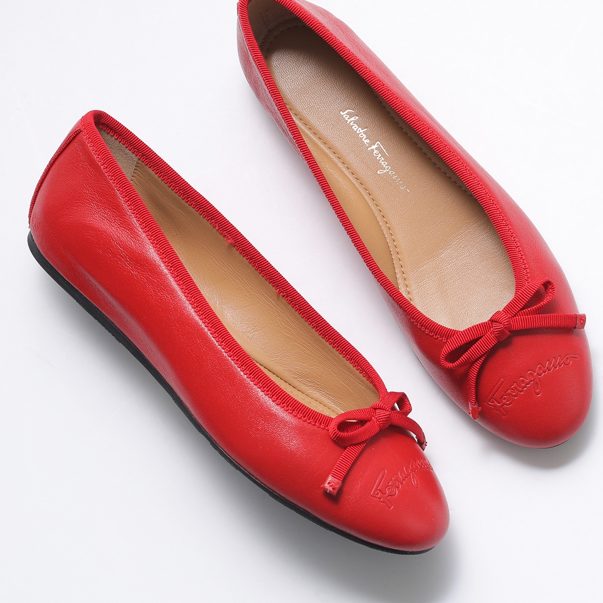 FERRAGAMO（フェラガモ） バレエシューズ BALLERINA バレリーナ 754015