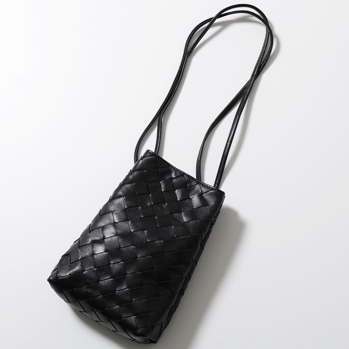 BOTTEGA VENETA（ボッテガ・ヴェネタ） ショルダーバッグ 827676 V3IV0