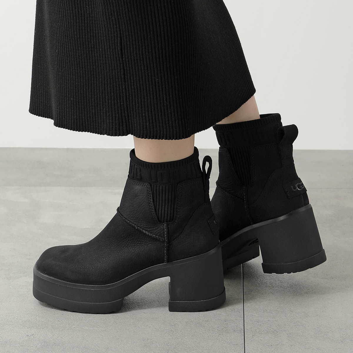 UGG（アグ） ショートブーツ MOXY CHELSEA モクシー チェルシー