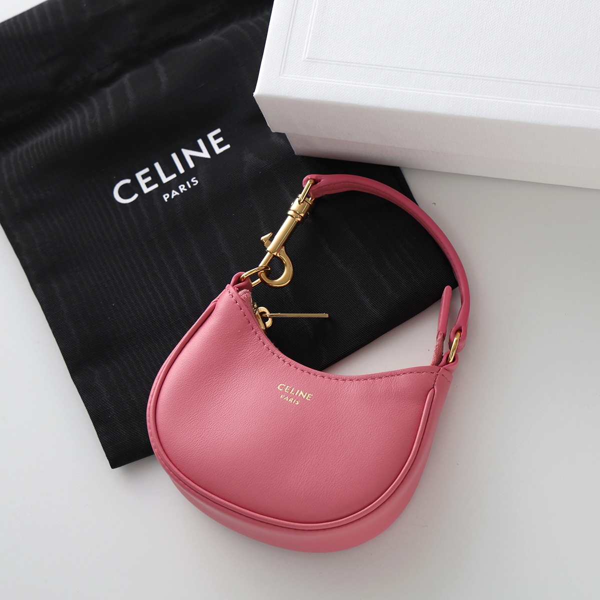 CELINE（セリーヌ） ポーチ MICRO AVA マイクロ アヴァ 10I613DPW.25FO