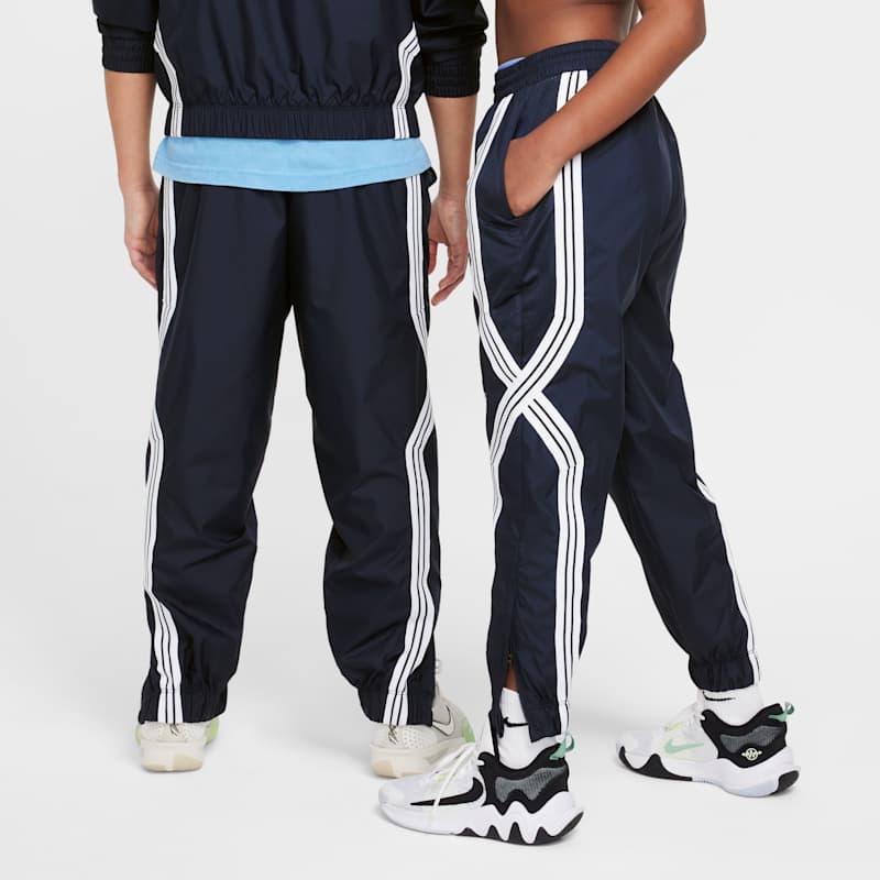 NIKE（ナイキ） キッズ ウィンドブレーカーパンツ 140-160cm 子供服