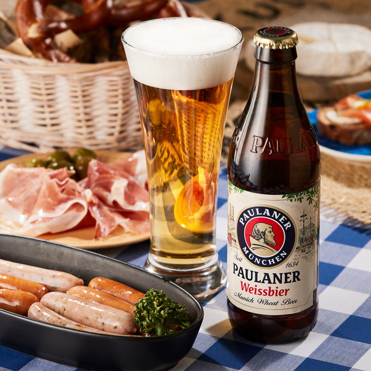 オクトーバーフェスト公式醸造所パウラーナー ヘフェヴァイスビア