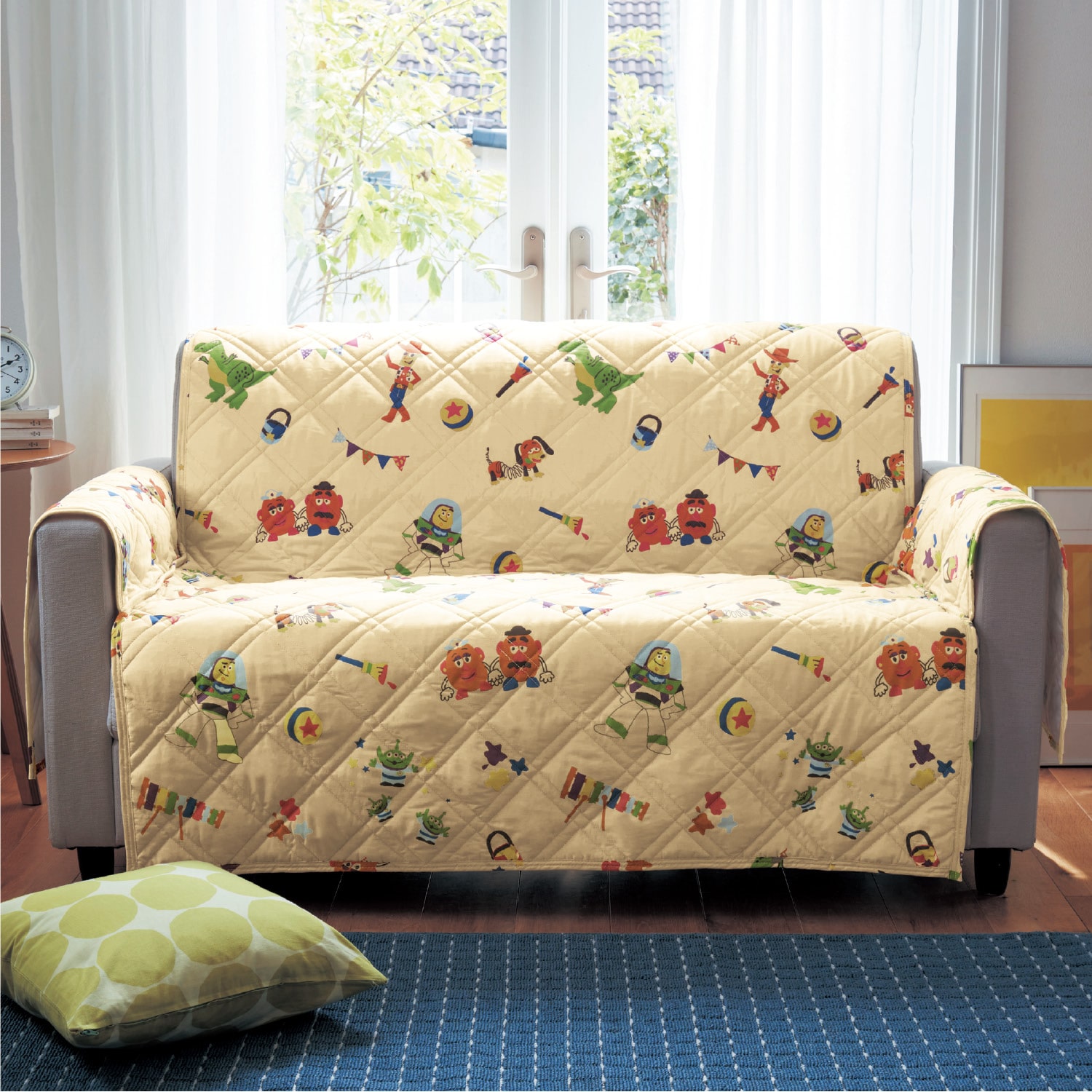 ベルメゾン ディズニー 綿混肘掛け付きソファーカバー（選べる