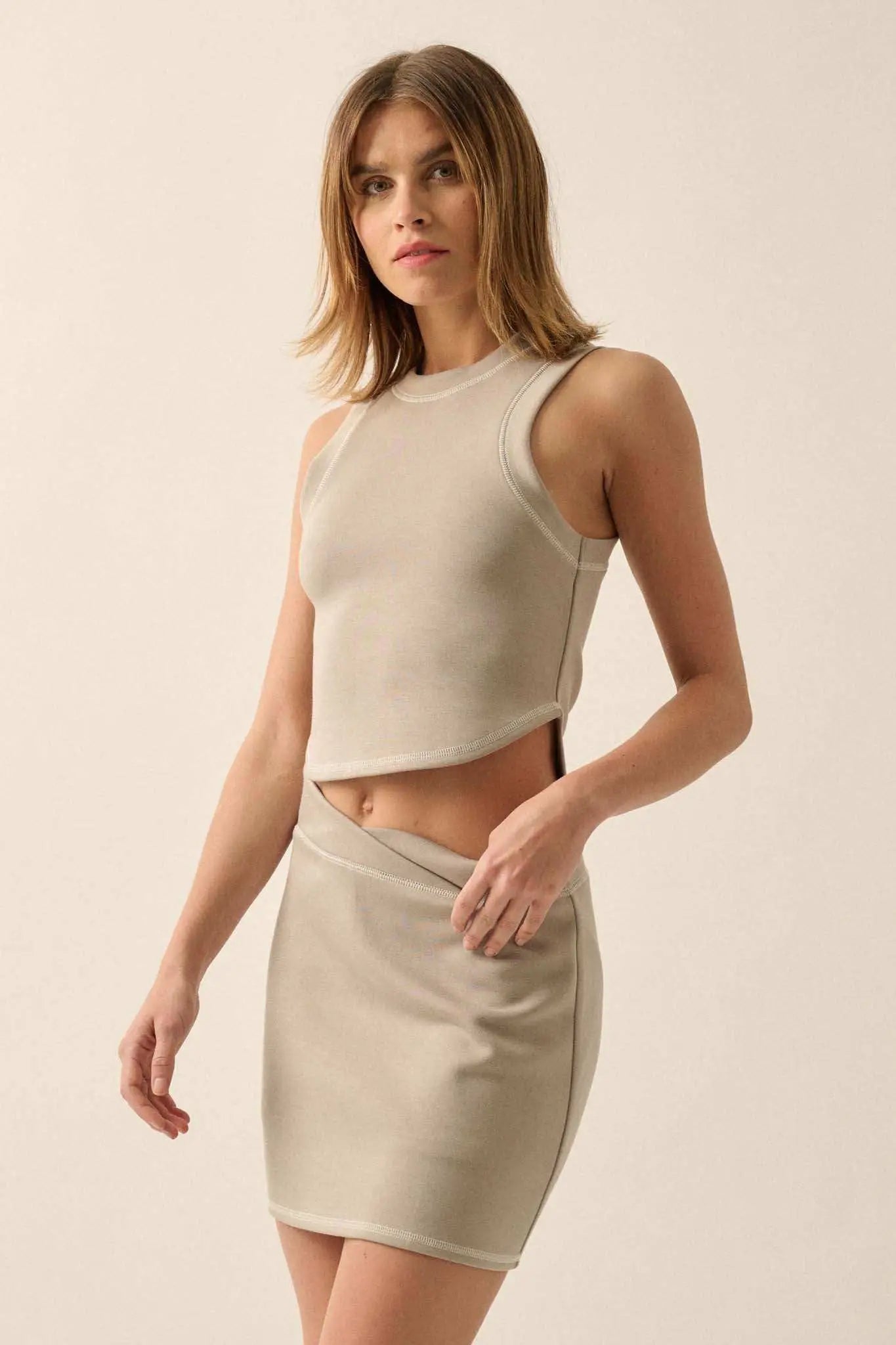 Premium Scuba Contrast-Stitch Crewneck Tank Top