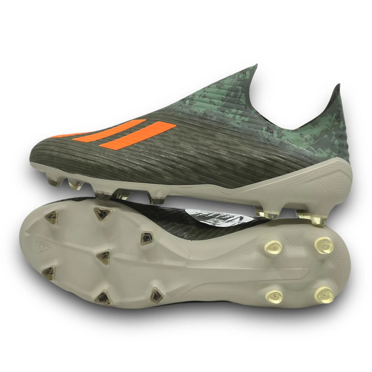 82CEF2F8-D492-4C2C-9049-