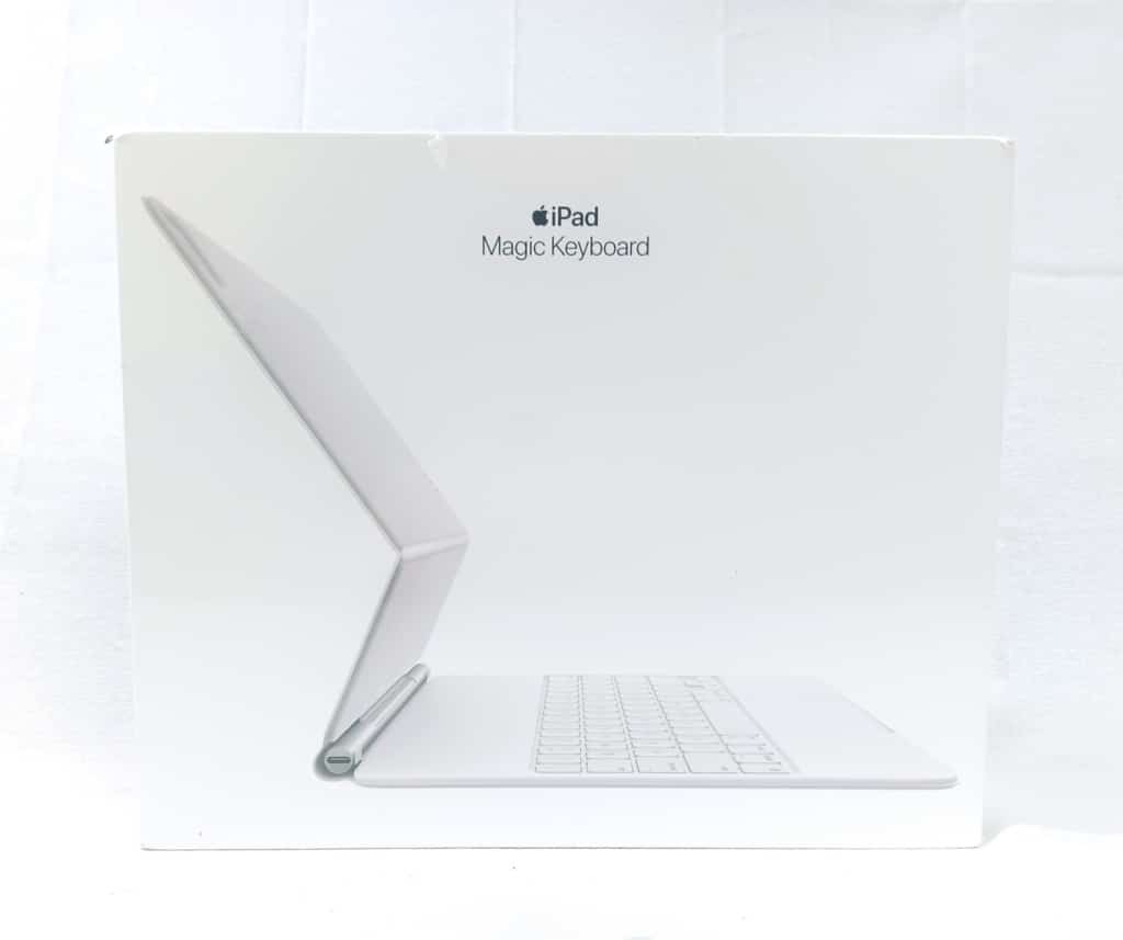 Apple A2480 iPad Magic Keyboard (13-inch, US English, M2, White