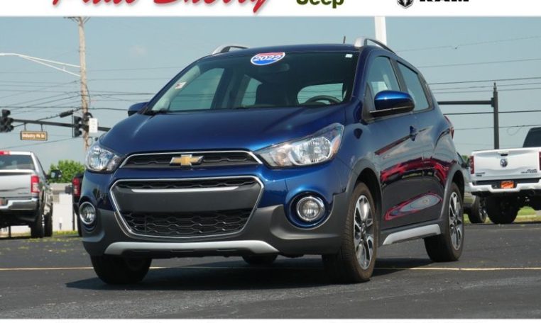 blue-glow-metallic-2022-