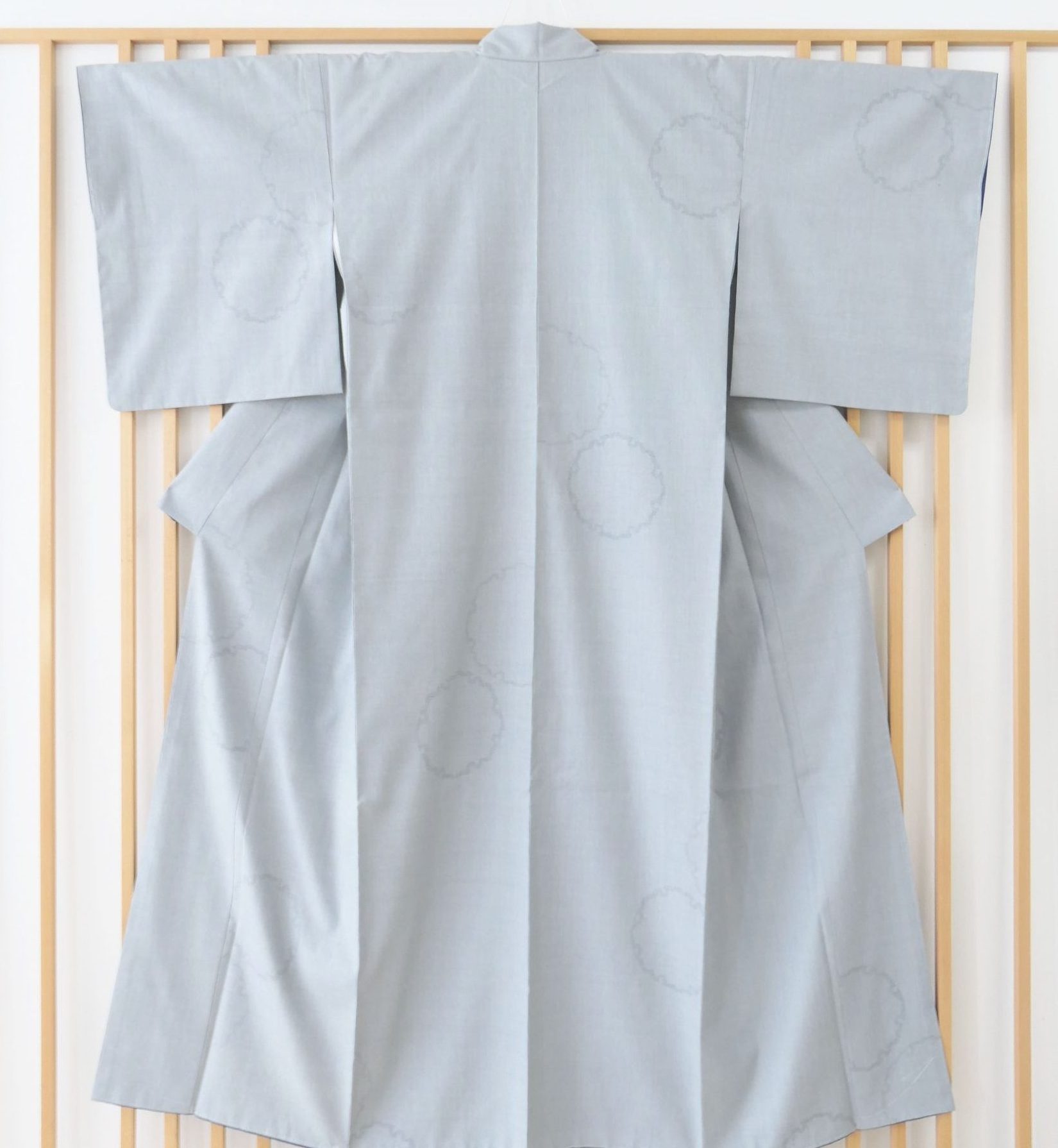 雪輪文様の本場結城紬 - 着物仕立てと採寸 東京『仕立屋凛』