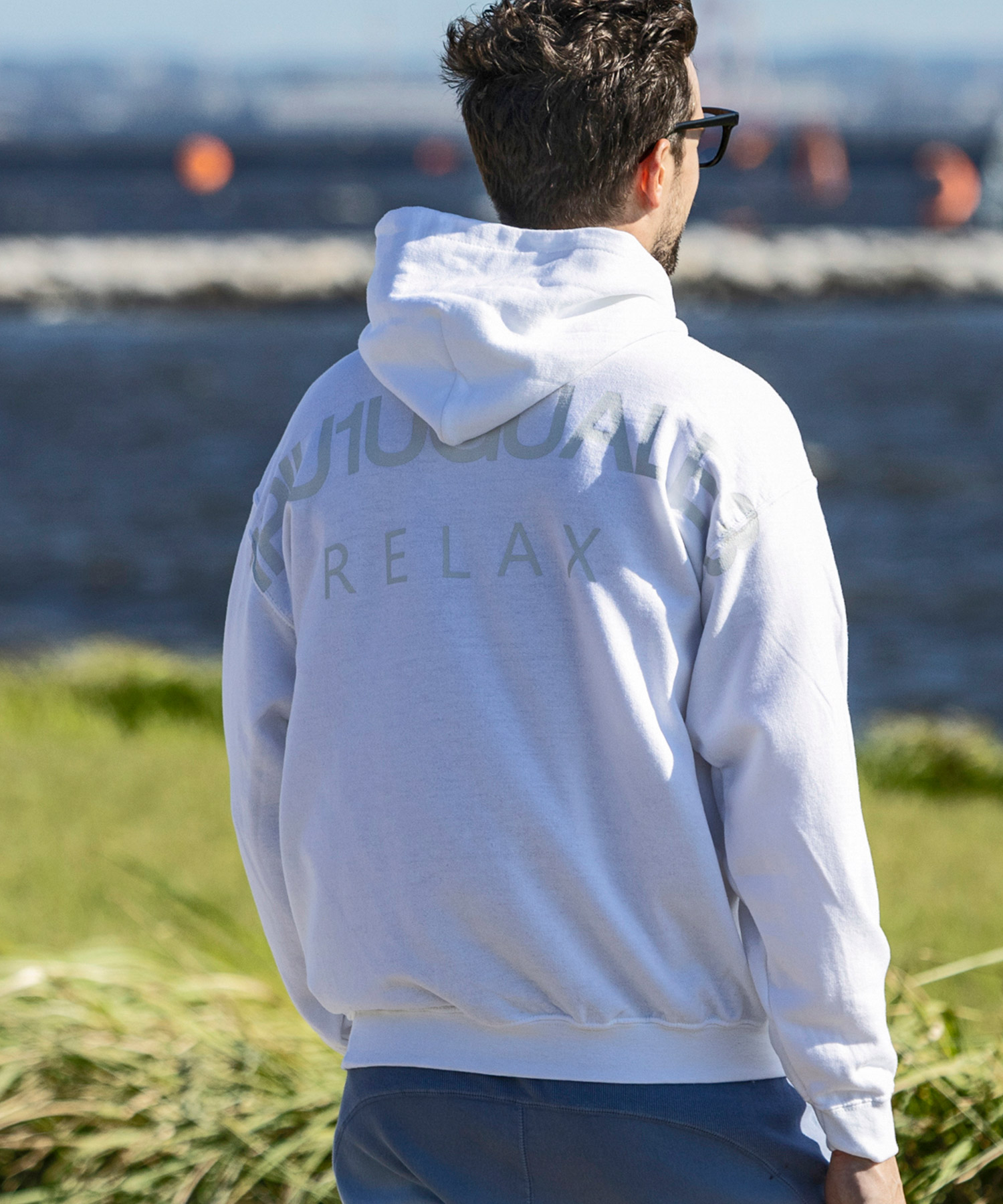 1PIU1UGUALE3 RELAX(ウノピゥウノウグァーレトレ リラックス)バック