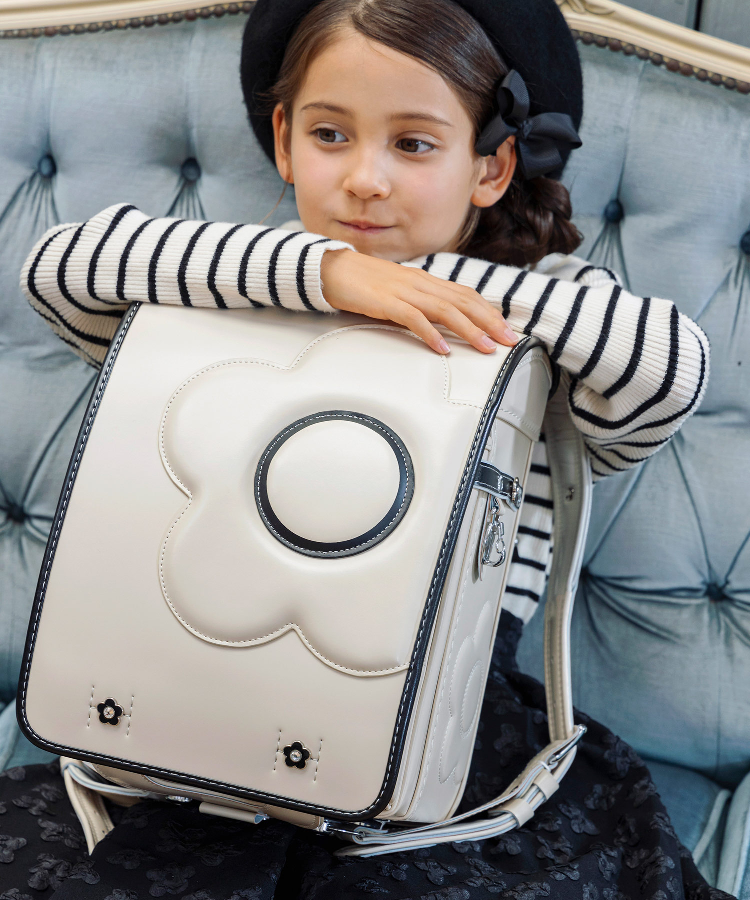 MARY QUANT(マリークワント)ビッグフラワー エンボスランドセル【即納