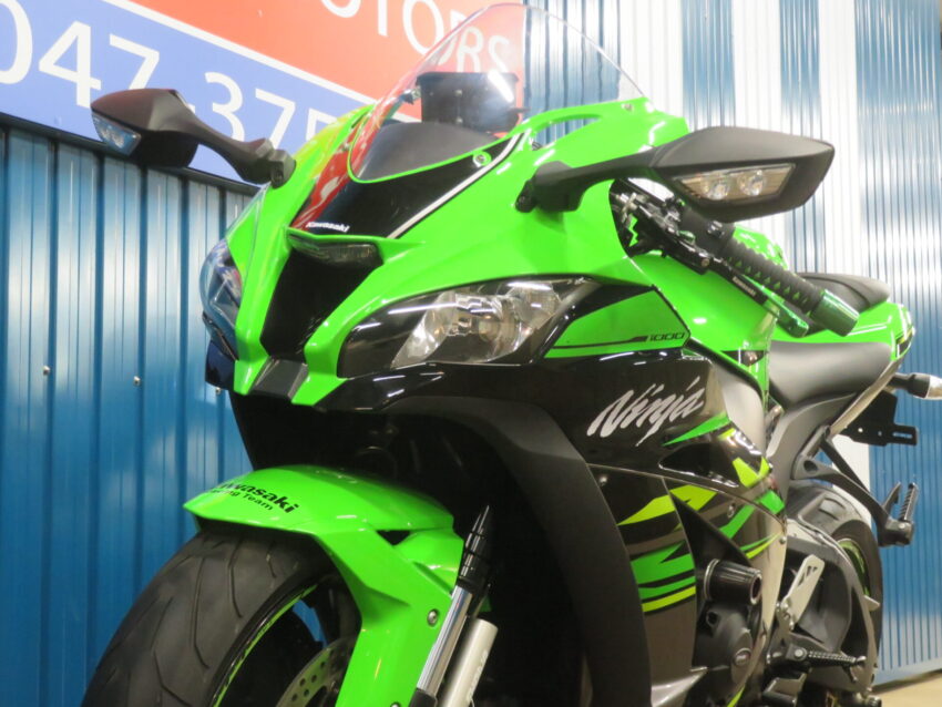 カワサキ/ZX-10R – シイナモータース