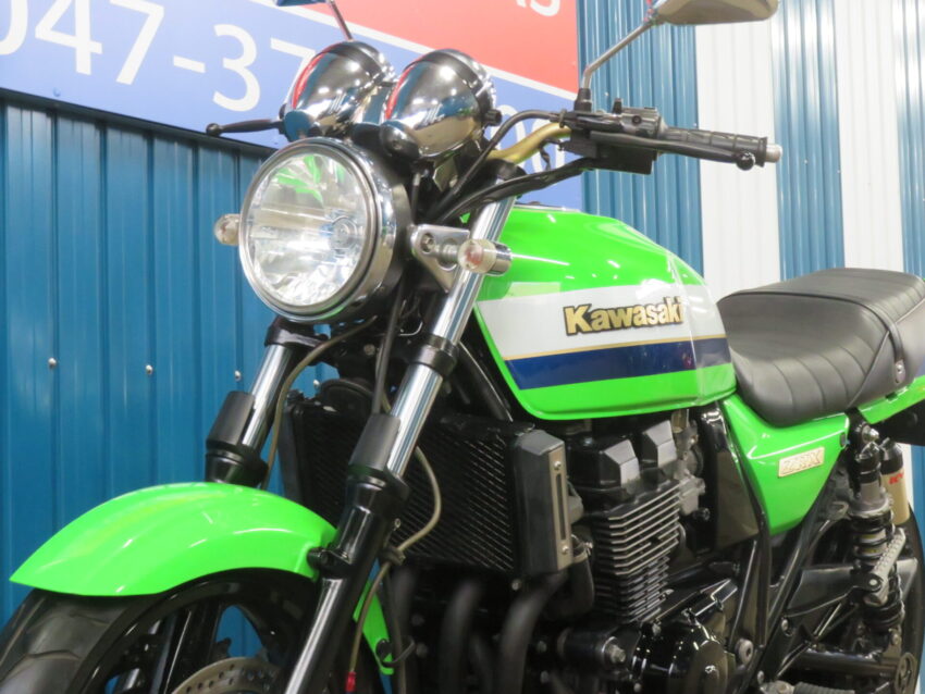 カワサキ/ZRX400 – シイナモータース