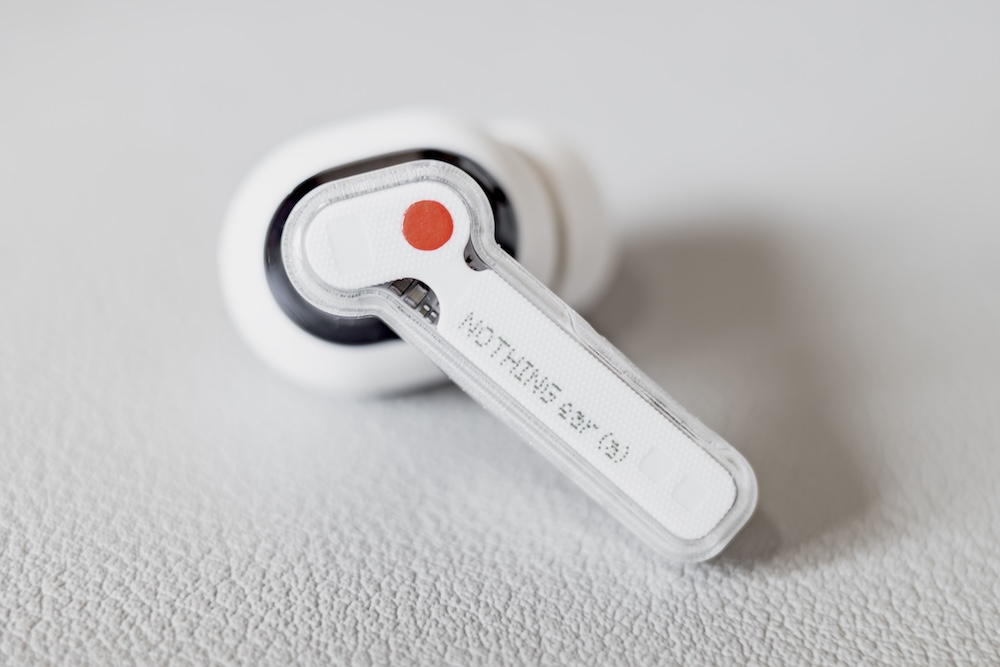 Nothing Ear (a) レビュー｜白スケルトン健在、自然で聴きやすいのに