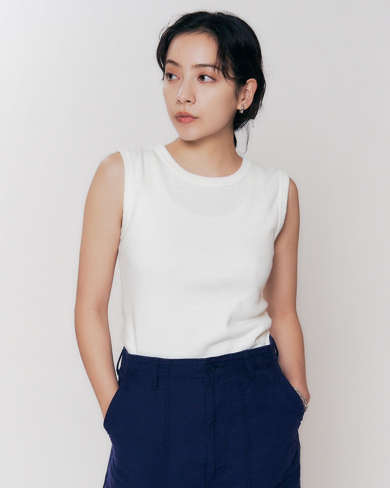 CIRCULAR RIB SLEEVELESS – Shinzone