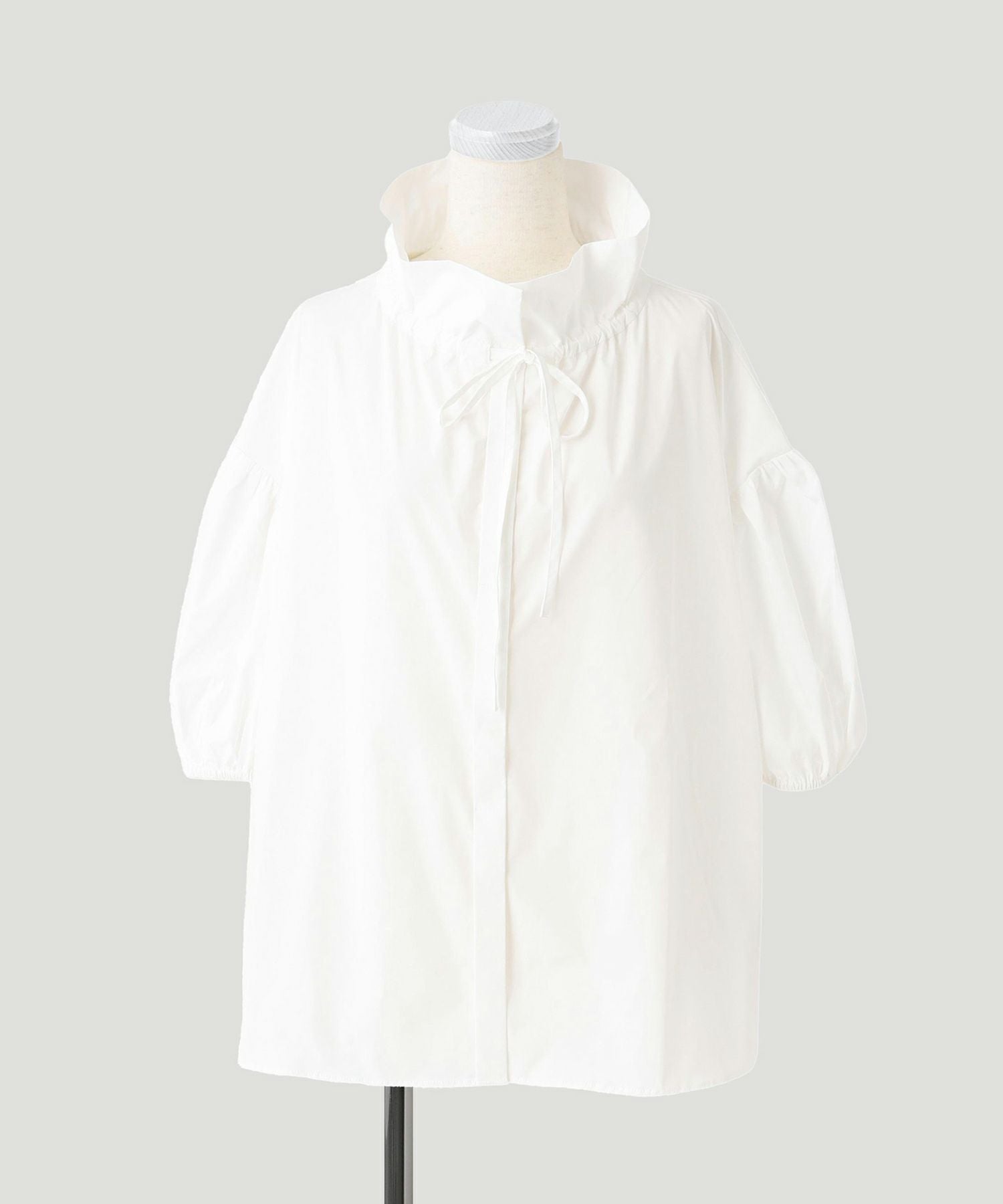 スタンド フリル カラー ブラウス HUIT 全2色｜hit811-0095【1】 - 七