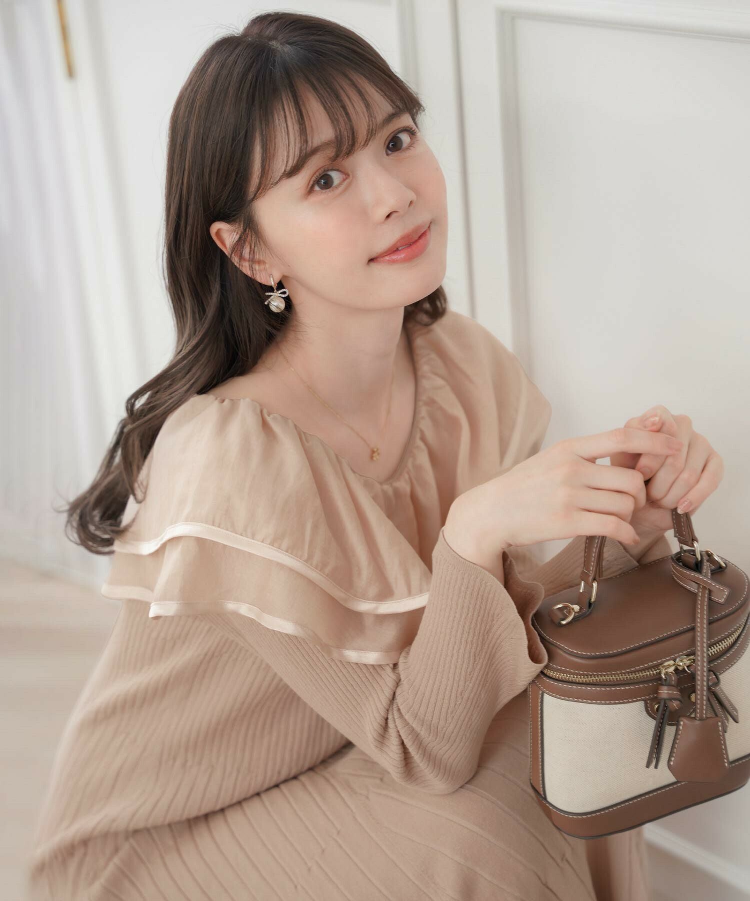 シアー ラッフルフリル Vラインネック ニット ワンピース le reve