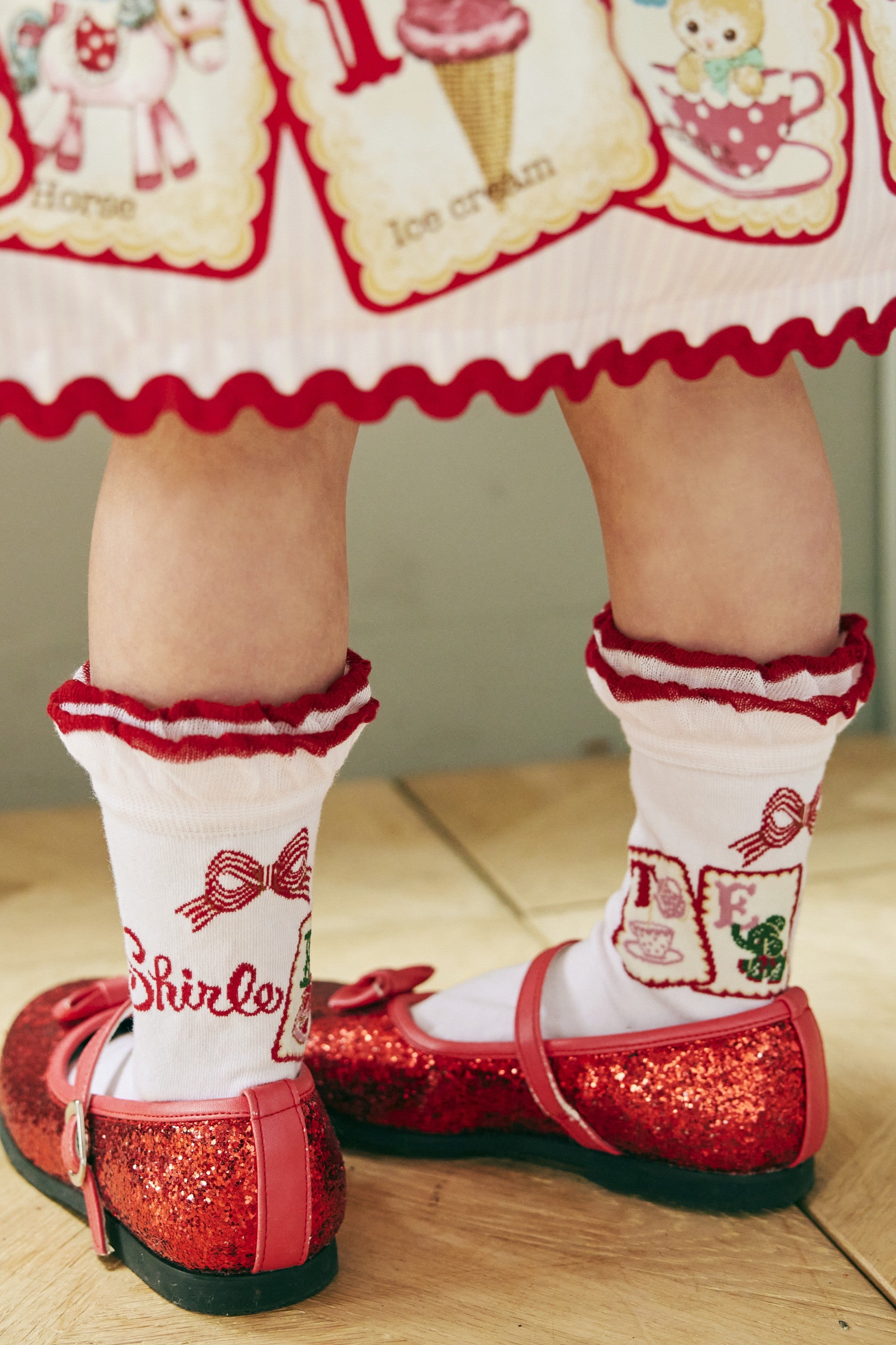 GOODS – Shirley Temple Online Store