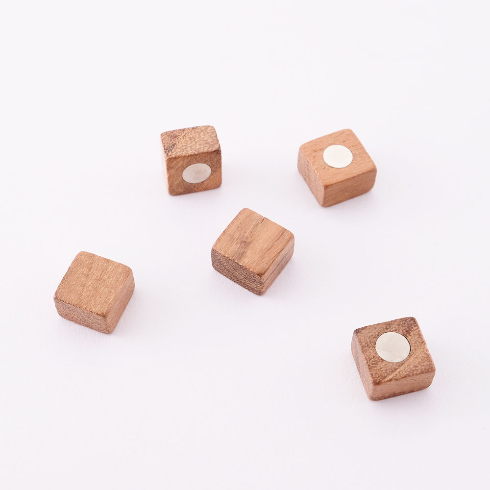 WOOD マグネット スクエア S／5 | shesay(志成販売)｜インテリア