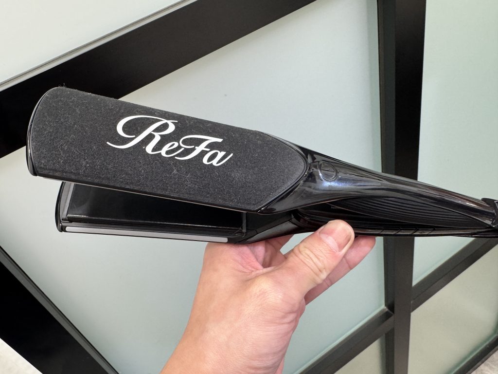 プロ専用】ReFa2025年新型ストレートアイロン「リファパワーストレート