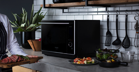 パナソニック 3つ星ビストロ NE-BS1500 高機能でコンパクトなオーブン