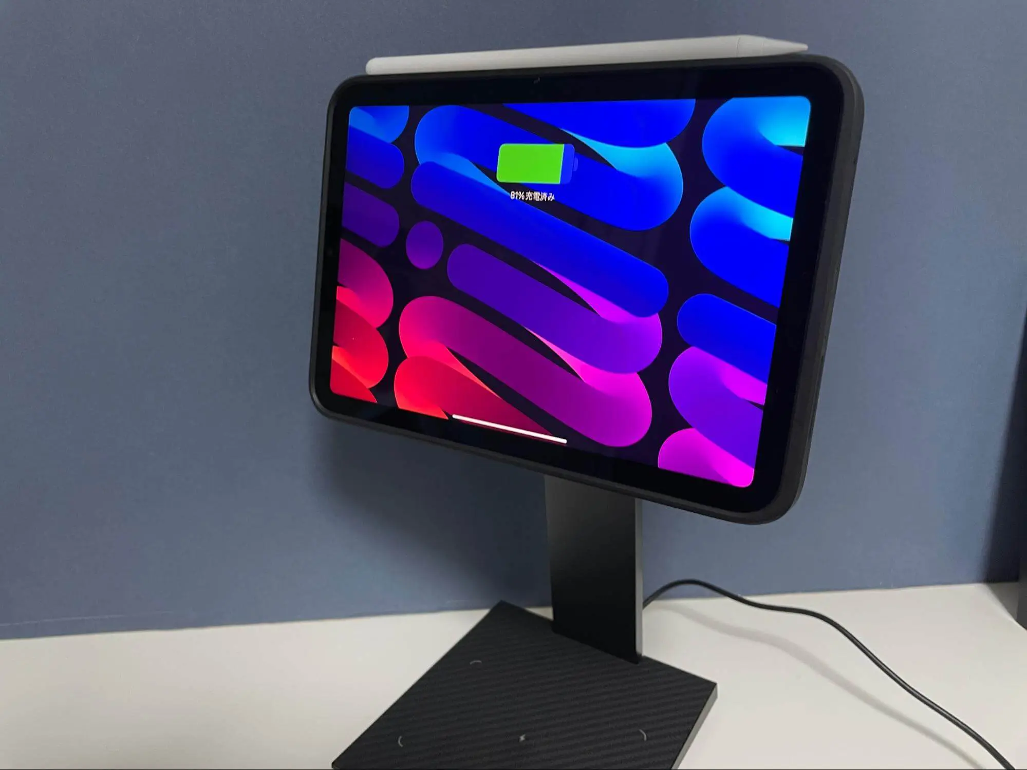 レビュー】PITAKA iPad mini 6 ワイヤレス充電スタンド | iPad miniの