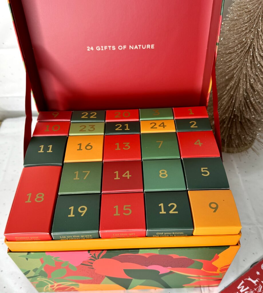 ジュリーク アドベントカレンダー 2024 ジュリーク アドベント