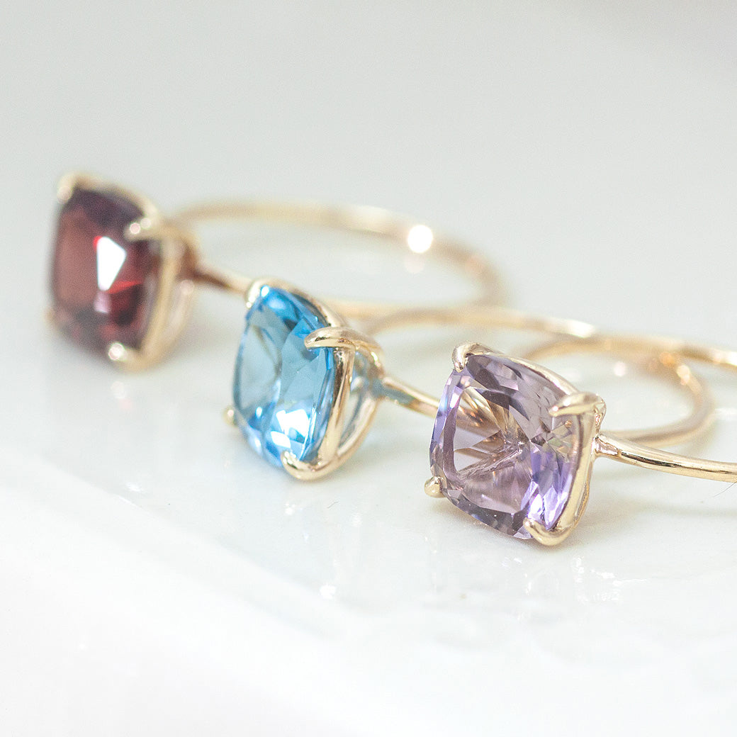 R00200 『CUSHION』 K18 カラーストーンリング スクエア