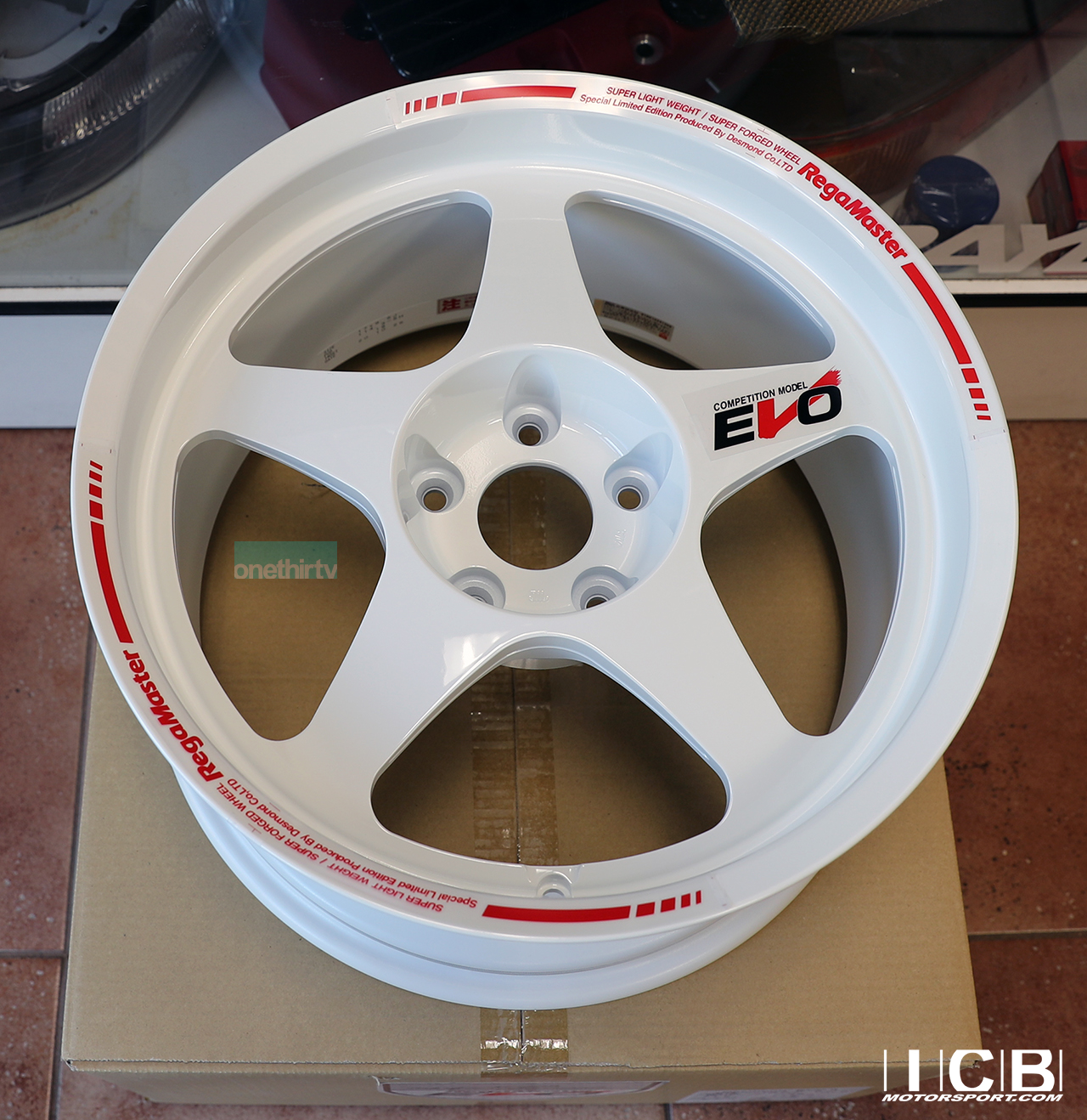 Desmond Regamaster EVO II Tarmac Model 17X9.5 5X114.3 +18 Offset