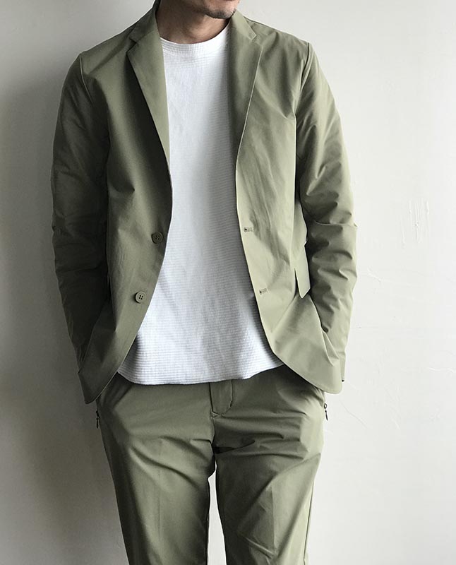 春のイージーセットアップならDESCENTE PAUSEのパッカブルシリーズが