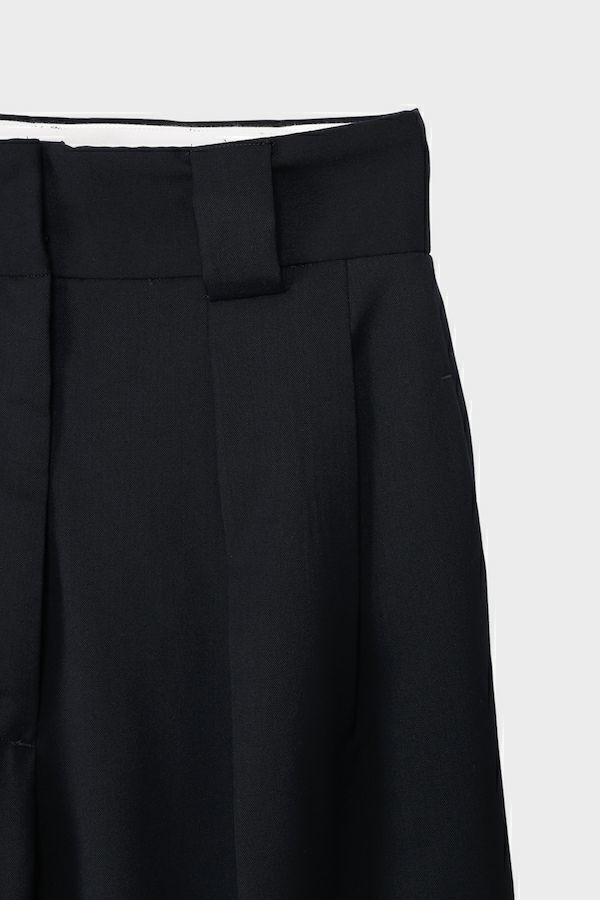 CINOH - TWILL HIGH WAIST TWO TUCK PANTS / ハイウエストツータック