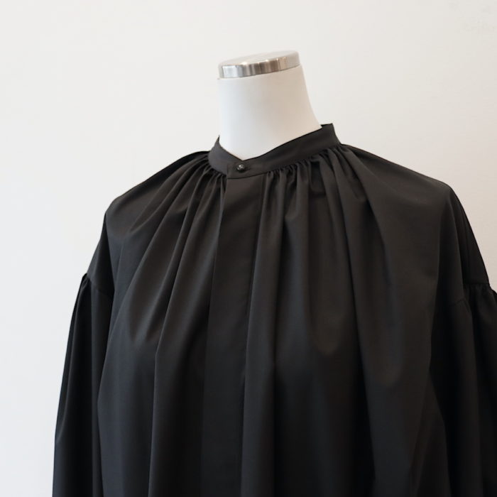 HYKE / T/C GATHERED SHIRT – six