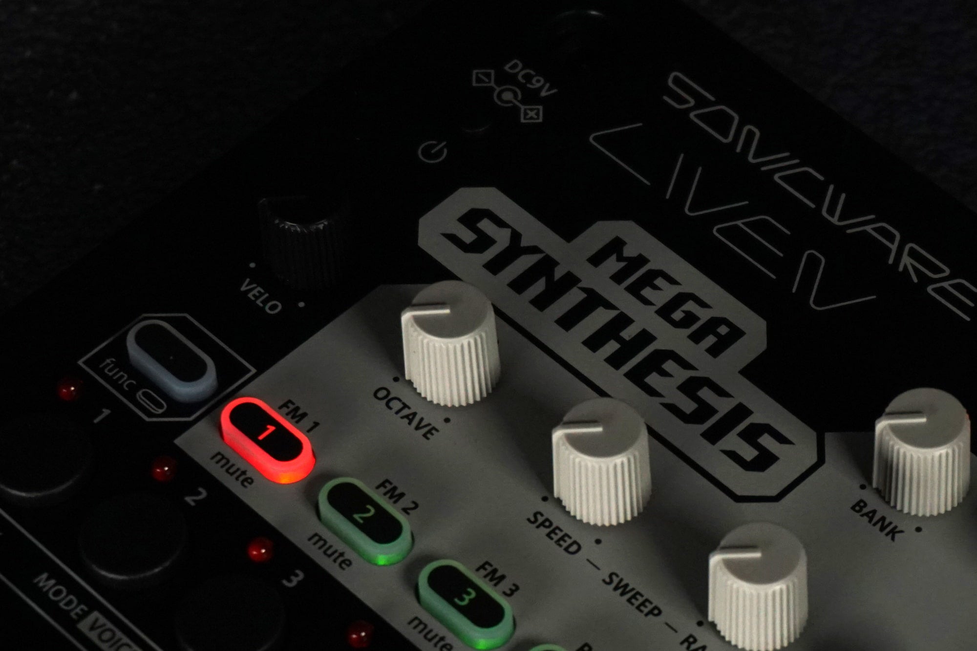 LIVEN MEGA SYNTHESIS – SONICWARE